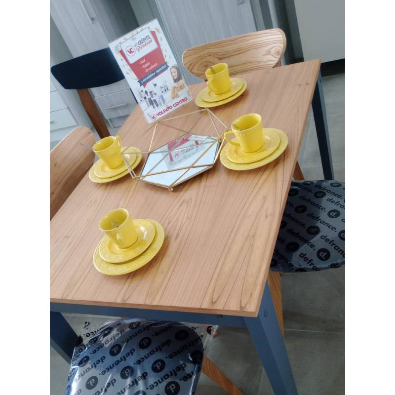 De France Juego Comedor Mesa 1.10 + 4 Sillas Nordica Natural Tapiz Gris Ot000018/105